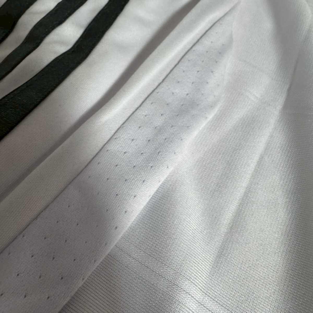 クリスティアーノ・ロナウド　選手用オーセンティック仕様　レアル・マドリード　ウェア　ユニフォーム 　_画像4