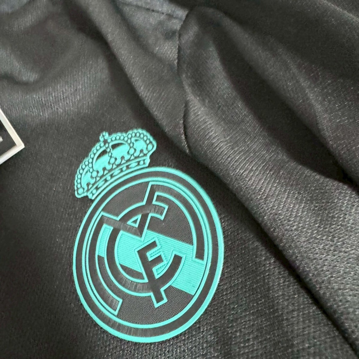 クリスティアーノ・ロナウド　選手用オーセンティック仕様　レアル・マドリード　ウェア　ユニフォーム _画像3