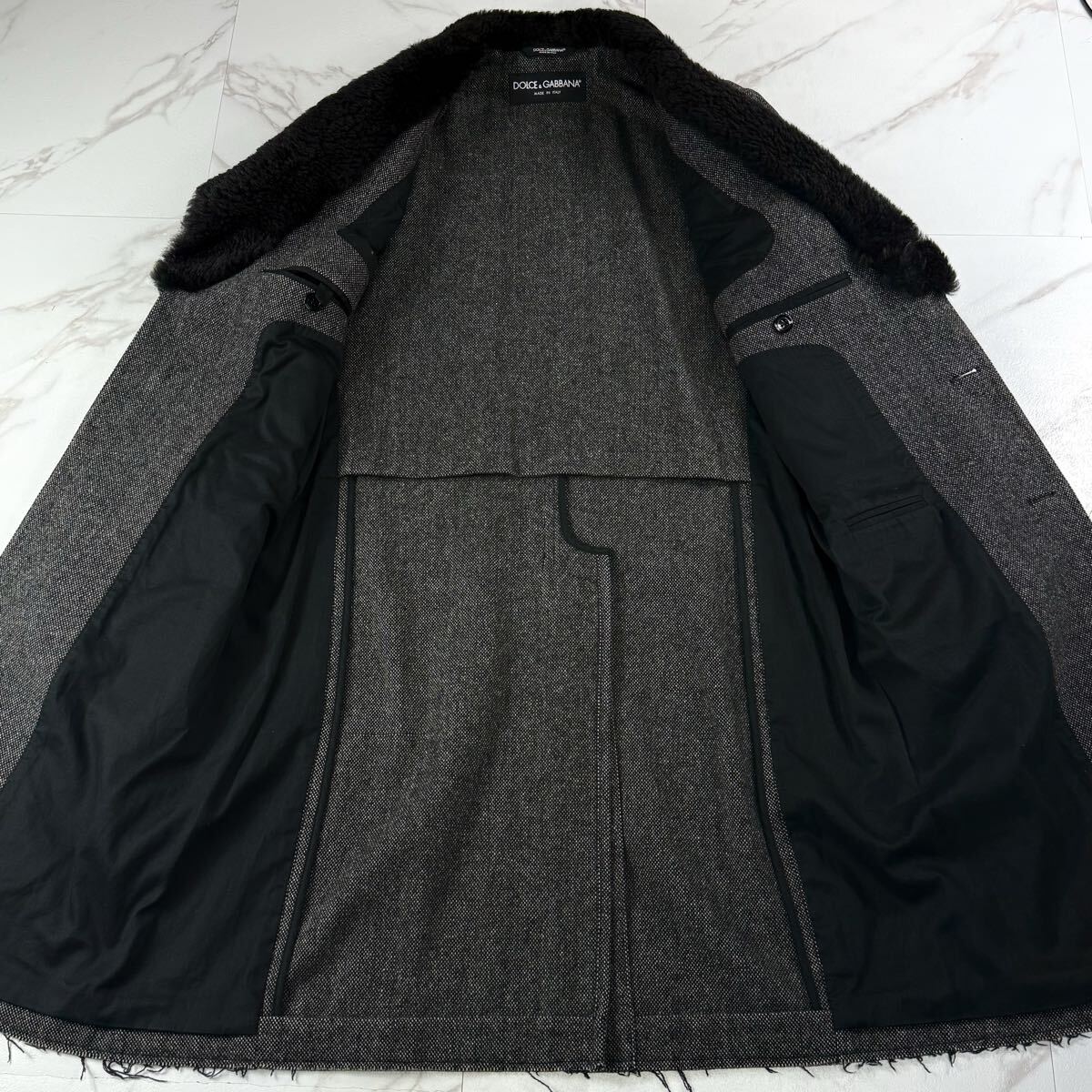  прекрасный товар *DOLCE&GABBANA Dolce & Gabbana Пальто Честерфилд овечья кожа кожа ягненка натуральная кожа боа длинный длина Dolce&Gabbana повреждение обработка серый серия 