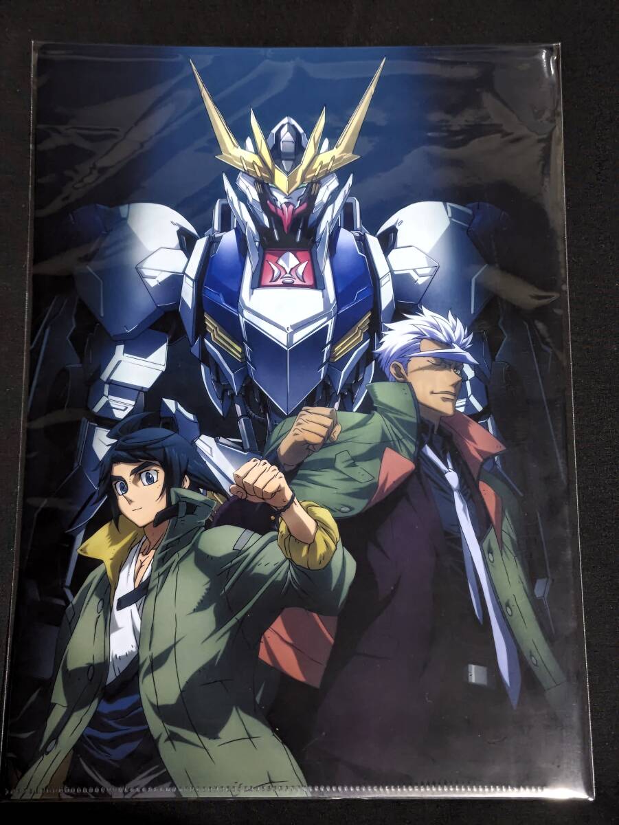 ☆クリアファイル☆ 機動戦士ガンダム 鉄血のオルフェンズ 三日月 オルガ クリアファイル THE LAST FLAG イベント販売 /T81_画像1