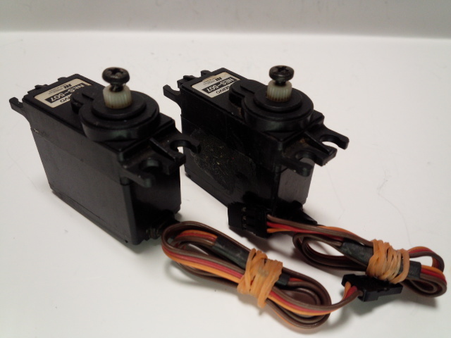 ＪＲ 製 サーボ ＮＥＳ-５０７　２個 セット　コード 延長して有ります。_画像3