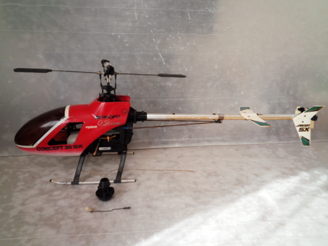 京商 製 コンセプト ３０ SX 部品取り、再生用に ヘッド周りにオプションパーツ付き_画像1