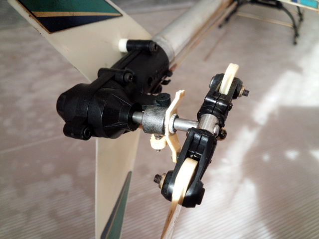 京商 製 コンセプト ３０ SX 部品取り、再生用に ヘッド周りにオプションパーツ付き_画像9