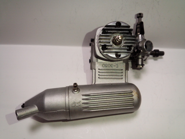 OS 製 MAX 32 F -H リング 飛行機 用 エンジン マフラー 付き_画像6