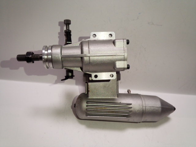 OS 製 MAX 32 F -H リング 飛行機 用 エンジン マフラー 付き_画像7