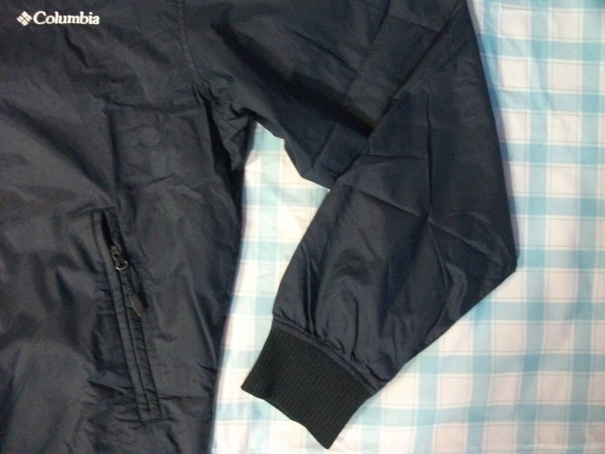 コロンビア　防寒ウインドジャンバー　紺　M　美品_画像4