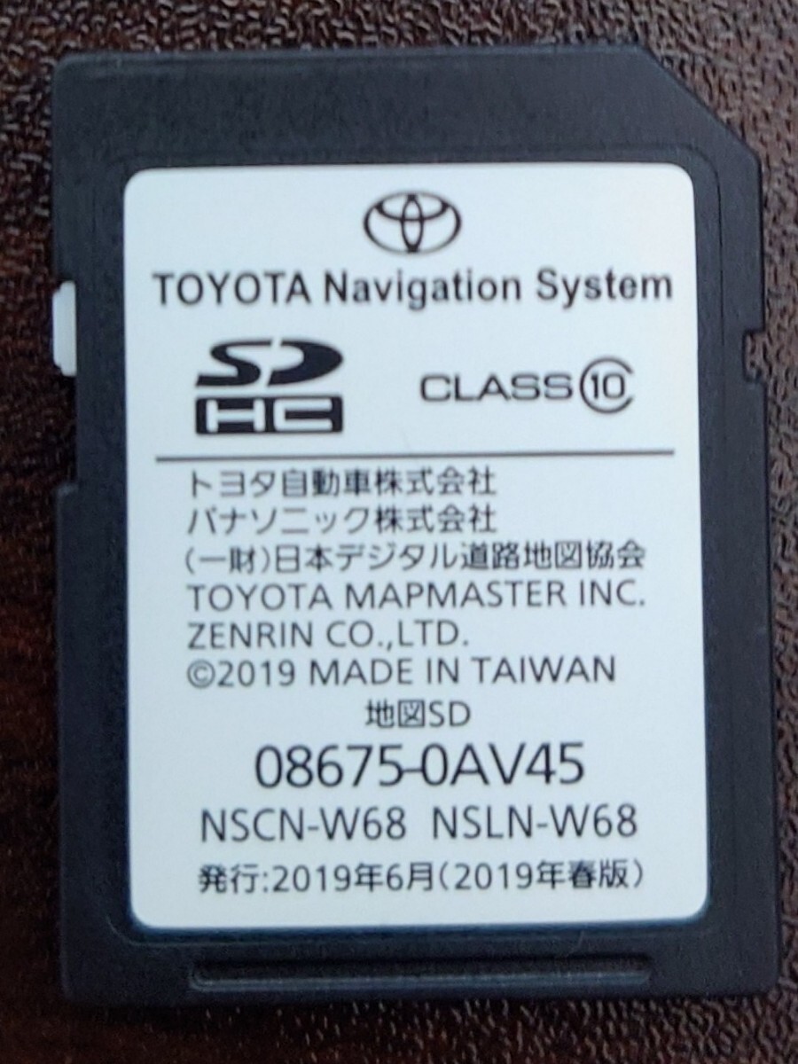 TOYOTA 純正ナビ 地図SD 2019年nscn-w68 nsln-w68_画像1