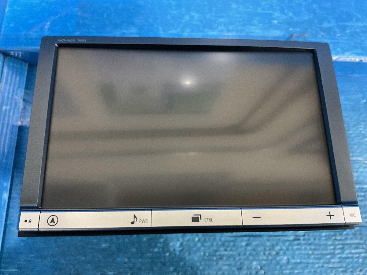 トヨタ純正 ナビ NHZN-X62G 08545-00V21 フルセグ 地図年式2012年 8インチ （A6-201 131000）_画像1