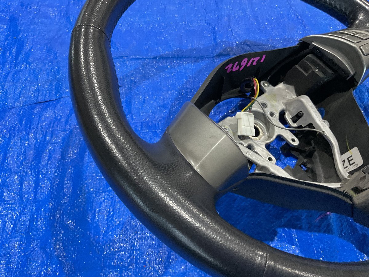 スバル インプレッサ GRF 純正 ハンドル ステアリング レザー革（A5-201 121672）_画像4