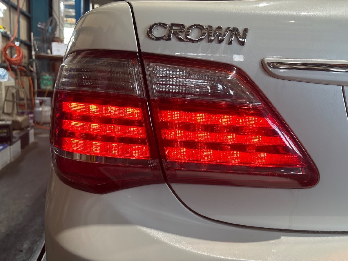 トヨタ クラウン ロイヤル 2011年11月 DBA-GRS200 テールランプ フィニッシャー 左右 (A5-201 135654)_画像8