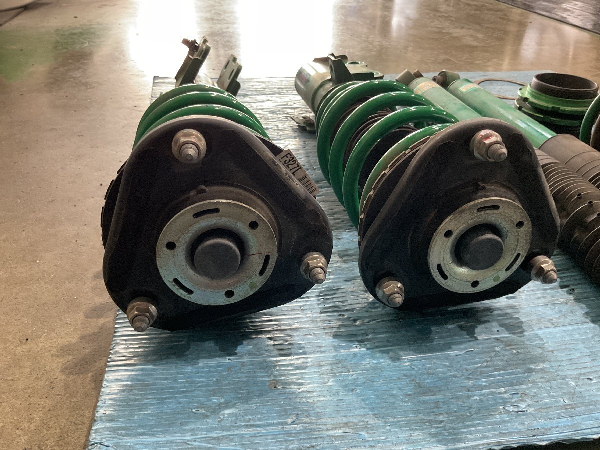 トヨタ プリウス ZVW30 車高調 TEIN テイン STREET BASIS G1Q08-12746 ネジ式 減衰無　(A7-101 135280 ）　_画像3