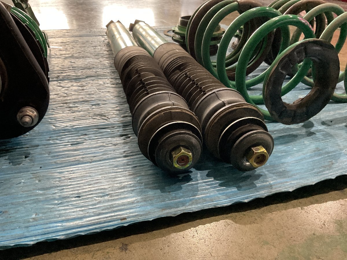 トヨタ プリウス ZVW30 車高調 TEIN テイン STREET BASIS G1Q08-12746 ネジ式 減衰無　(A7-101 135280 ）　_画像6