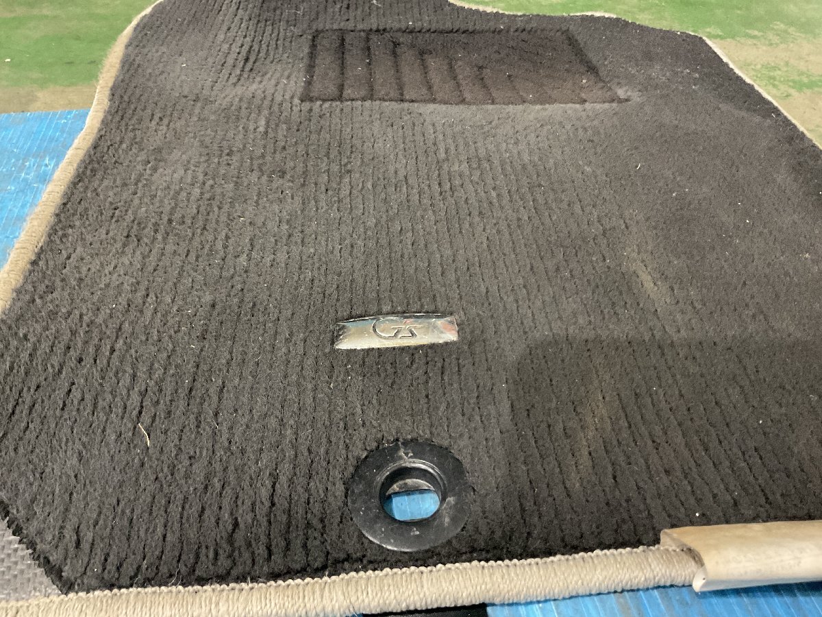 トヨタ アクア G‘s NHP10 トヨタ純正 フロアマット 3枚（A7-201 129085）_画像5