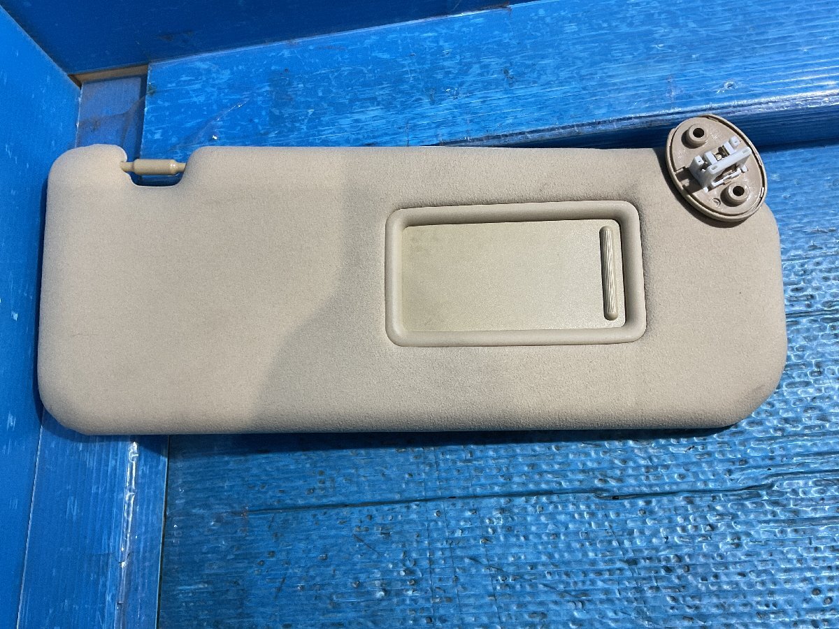 12 トヨタ アルファード 3BA-GGH35W 2020年9月 純正 サンバイザー トリム№LK01　(A5-201 134258 ）　_画像5