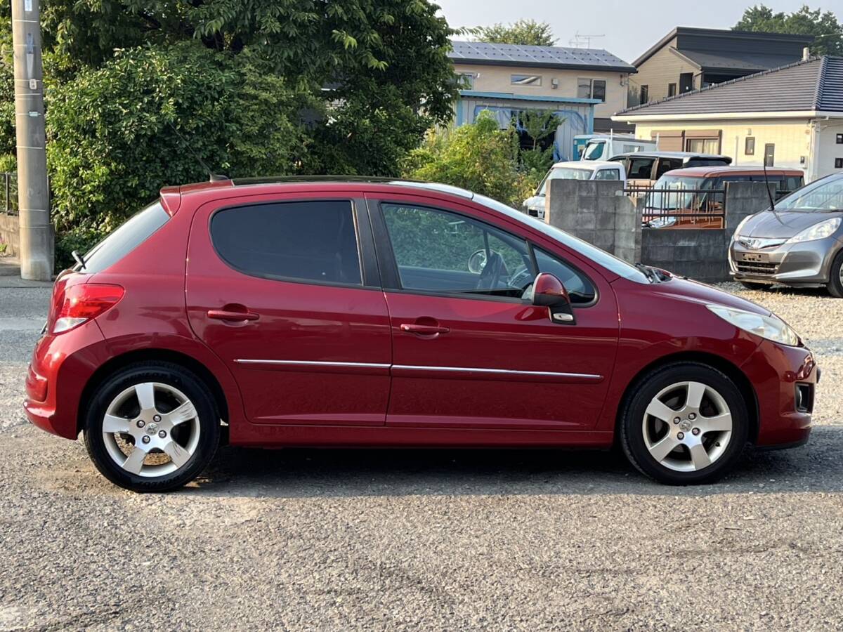 プジョー*207*シエロ*5万km台!*ガラスルーフ*キーレス*ナビ*BTオーディオ*DTV*DVD*CD*ETC*スペアキー*純正AW*110728_画像7
