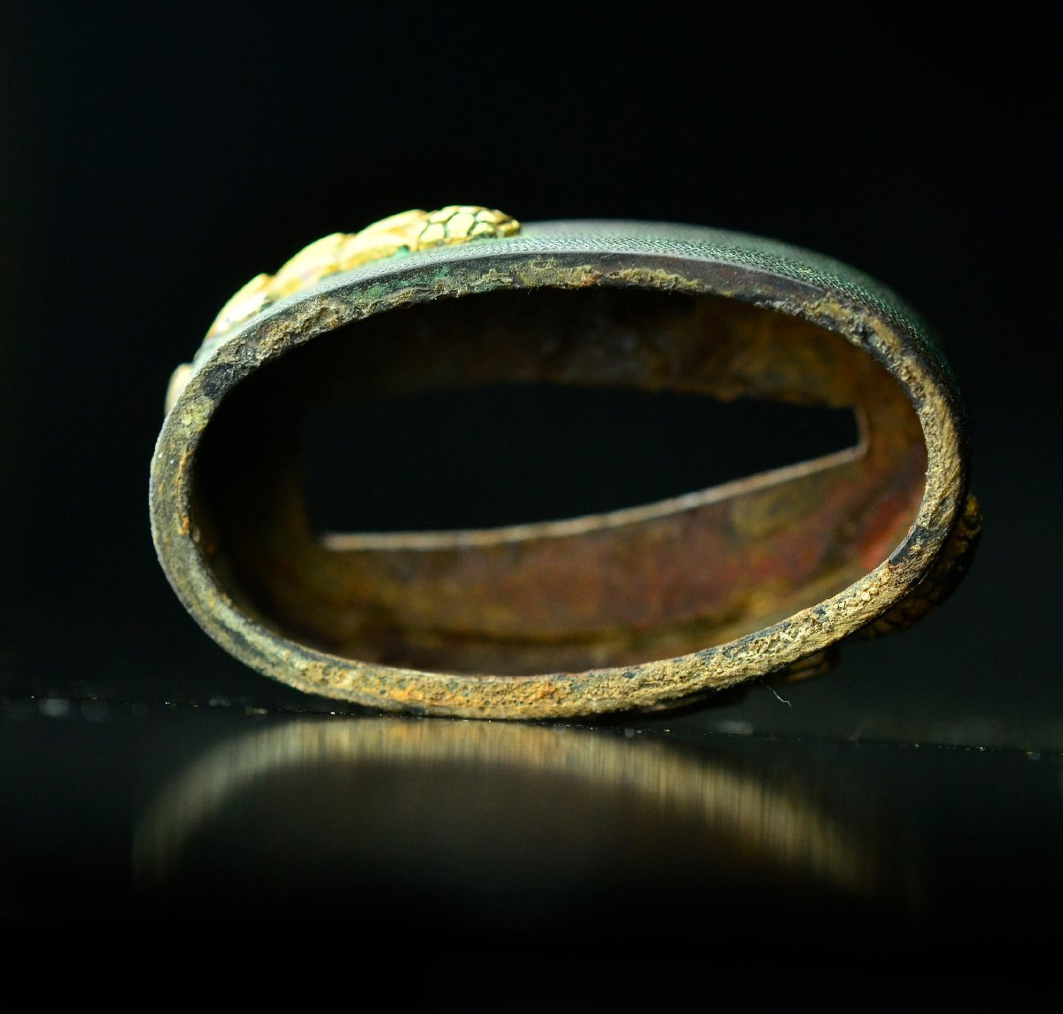 [ меч принадлежности ] Edo период Zaimei золотой . красный медь рыба . земля высота гравировка .. осень . документ . голова (. только )