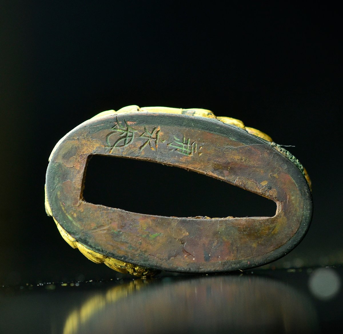 [ меч принадлежности ] Edo период Zaimei золотой . красный медь рыба . земля высота гравировка .. осень . документ . голова (. только )