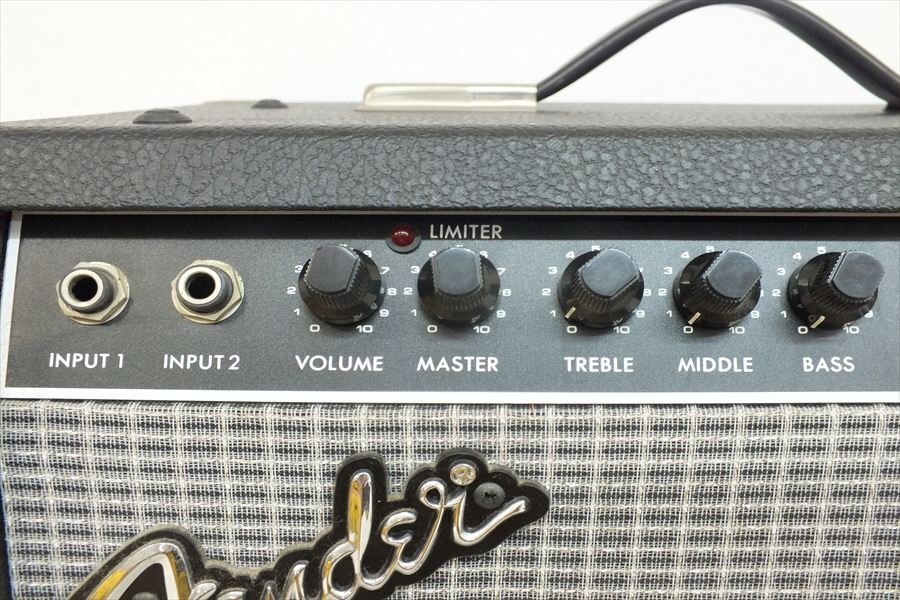 【01】Fender フェンダー Bassman30 ベースアンプ 中古 現状品 251001N3023_画像3