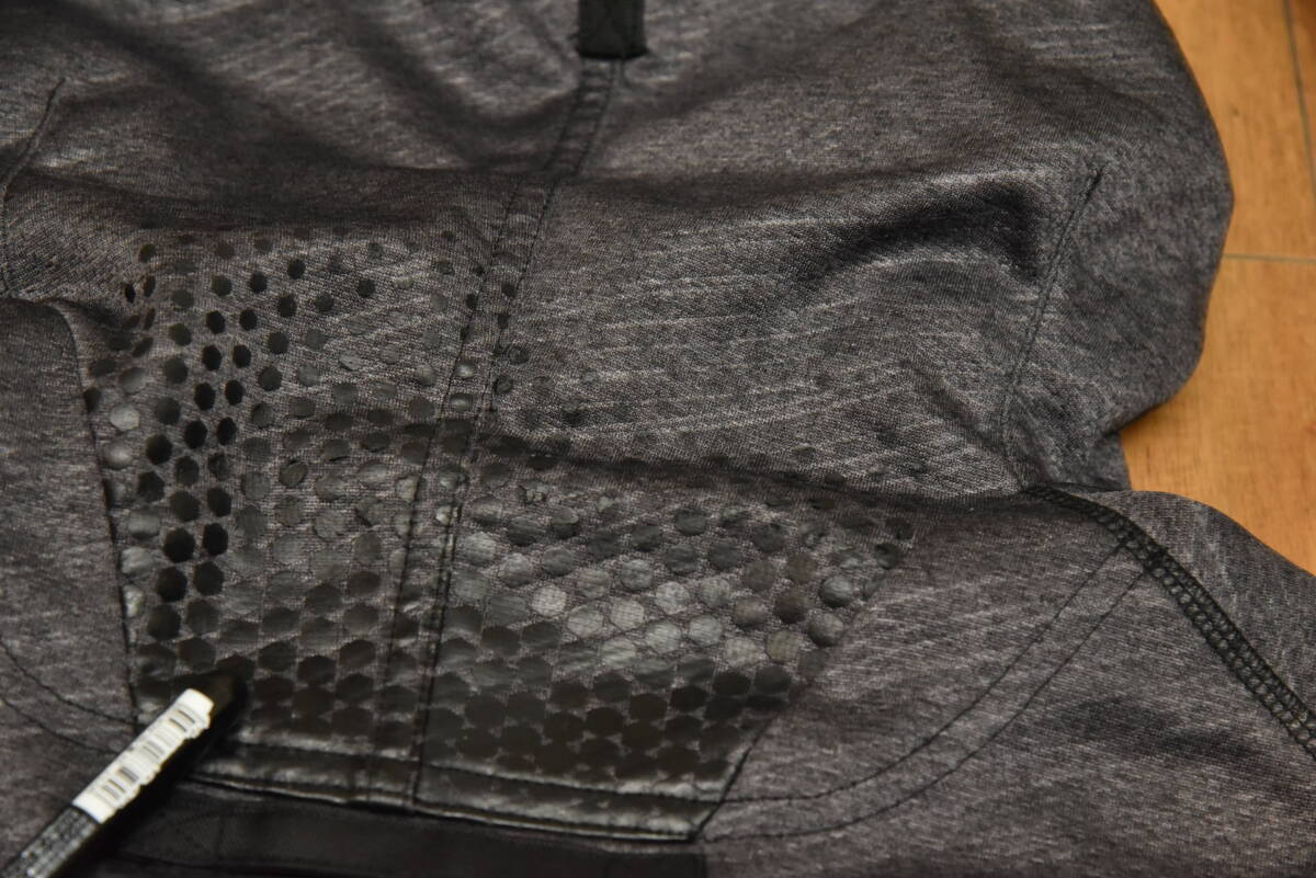 KUSHITANI クシタニ K-2359 ベクトルジャケット サイズXL ３点パット付き（ライディング パーカー ジャージ素材_画像7