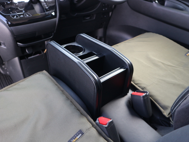 フロントセンターカップホルダー デリカミニ (23/5~)_画像2