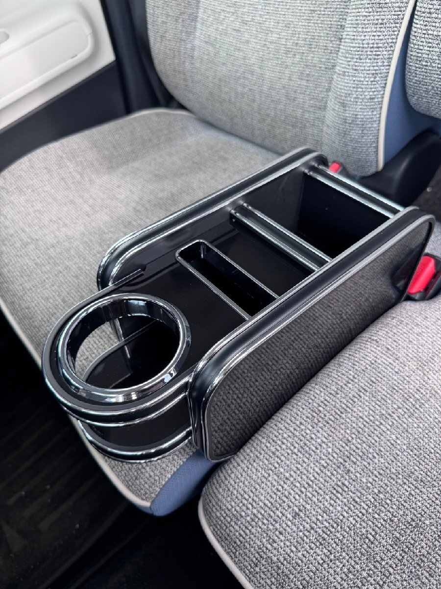 フロントセンターカップホルダー　A型　LA850S/LA860S ムーブキャンバス (22/06～)_画像1