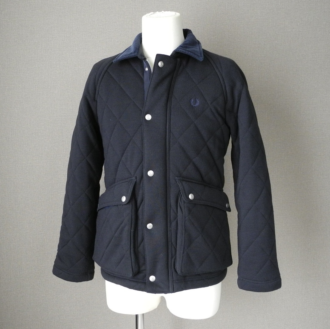  Fred Perry вышивка Logo стеганная куртка 