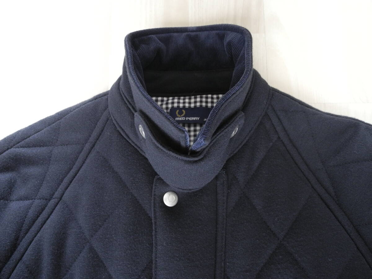  Fred Perry вышивка Logo стеганная куртка 