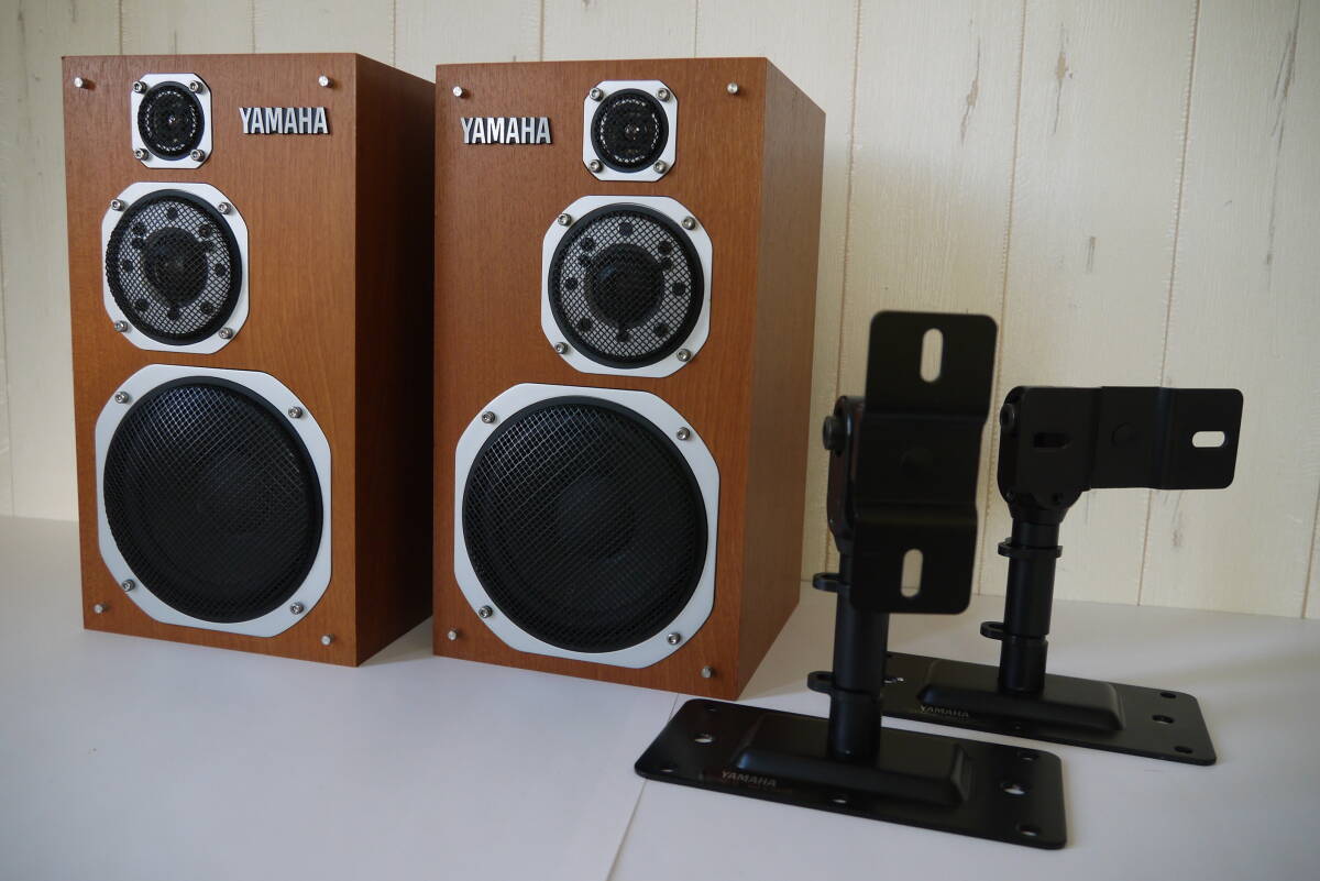 ★☆ YAMAHA NS-1000MM 壁掛けブラケット付き 中古送料無料 ☆★_画像1