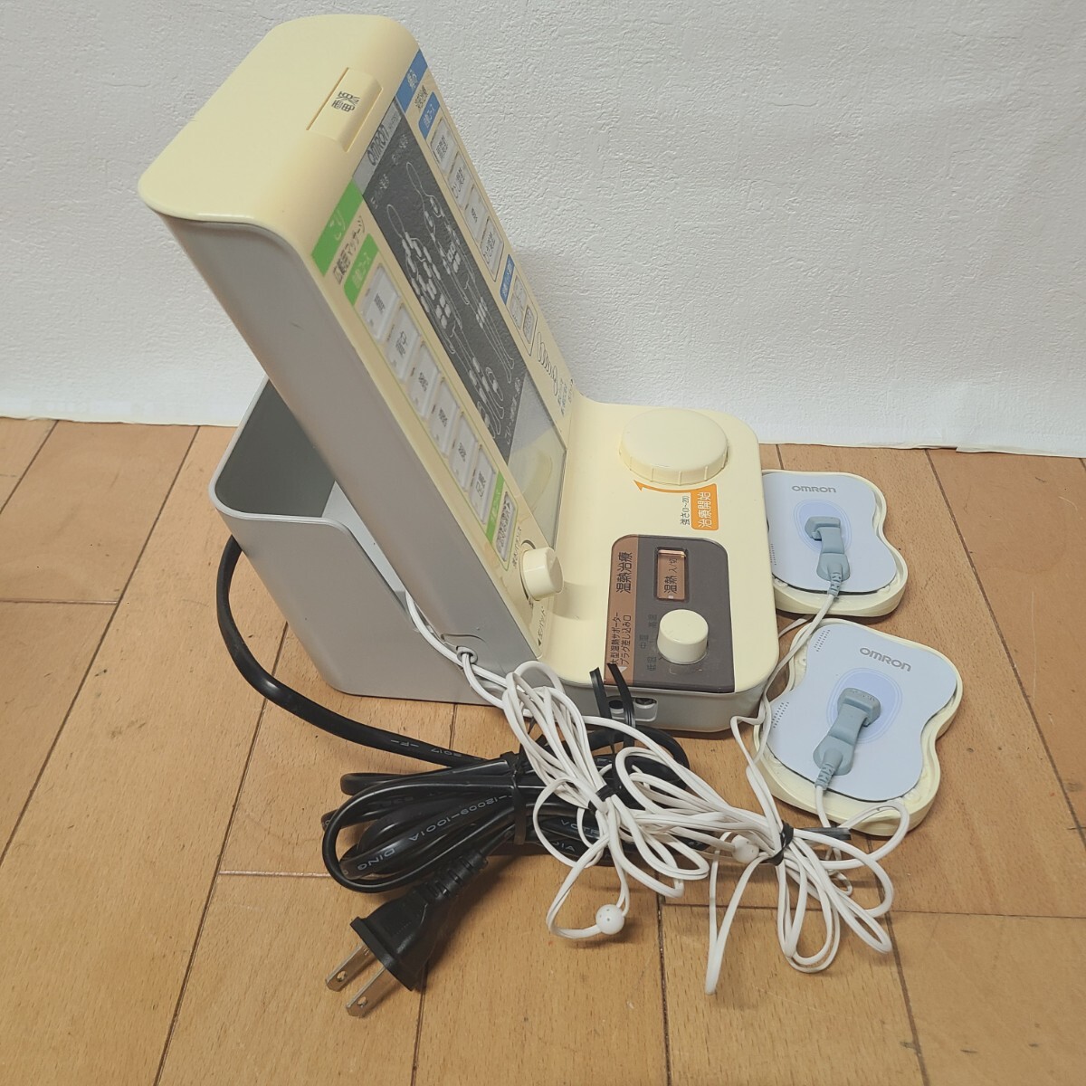 1112 ★OMRON HV-F9520 オムロン電気治療器 温熱 家庭用 マッサージ_画像6