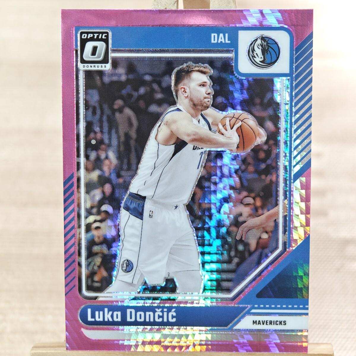  LUKA * Don chichi2024-25 Panini Donruss Optic Pink Hyper Luka Doncicdalas*ma- Berik s