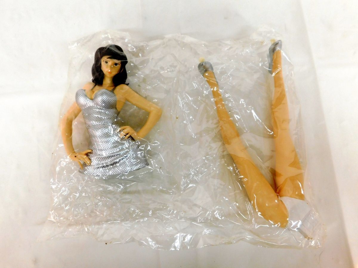 M921★ルパン三世 DX組立式ドレスアップ峰不二子 フィギュア 3点 ゴールド系 シルバー系 レッド系 未使用品 まとめて★送料690円〜の画像5