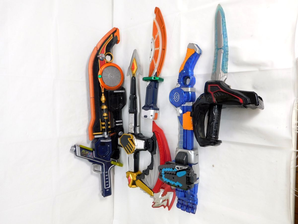 M912★仮面ライダーベルト 武器 まとめて ウィザード 煌輝斧剣 DXアックスカリバー 鎧武 DX戦国ドライバー ジャンク★送料1580円〜_画像9