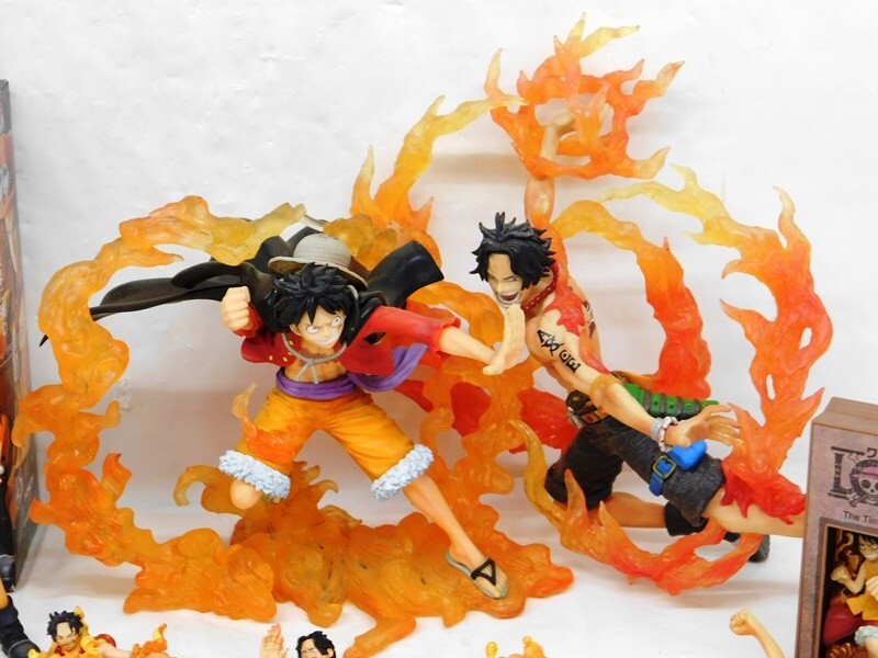 K305★ONE PIECE フィギュア まとめ売り ワンピース ポートガス・D・エース モンキー・D・ルフィ パーツ欠品あり★送料880円〜_画像4