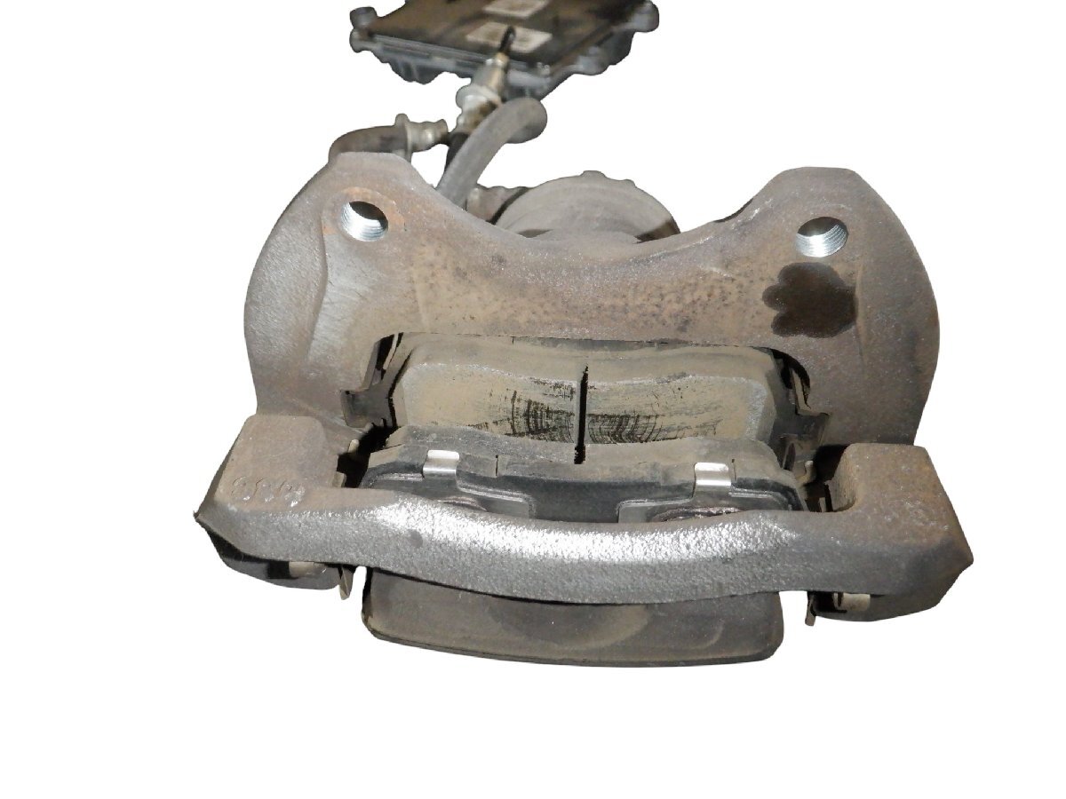 タンク　M900A　管理番号　5475　フロントキャリパー左_画像3