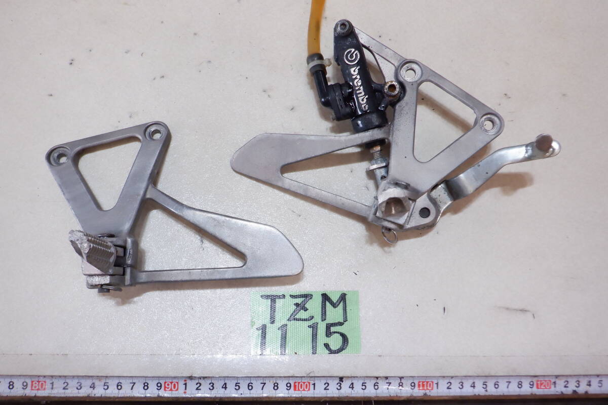 1115　TZM　TZM50　ステップ　左右　セット　梱包100サイズ_画像1