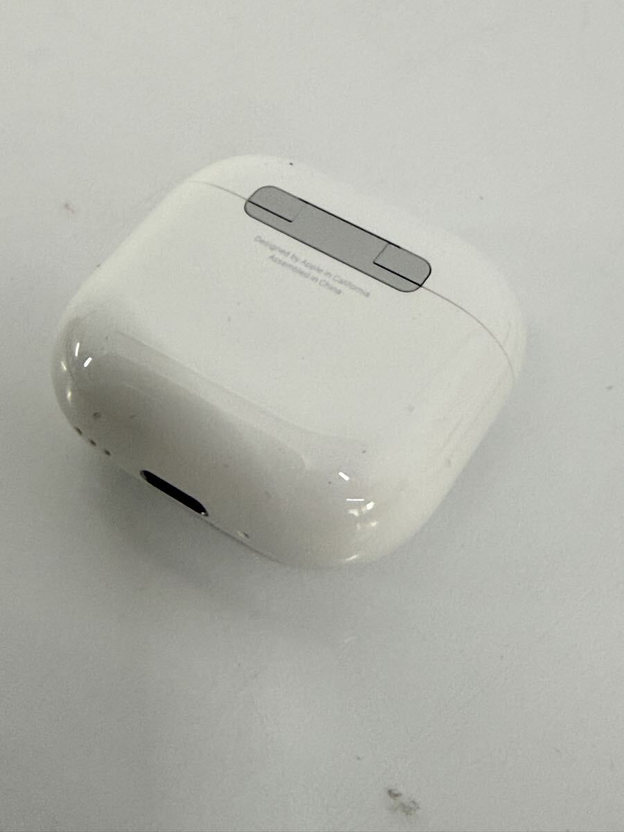 Apple アップル AirPods4 ANC エアポッズ4 第4世代　 MXP93J/A 　A3055/A3056/A3059　 限定保証内 中古品　BOX違い_画像6