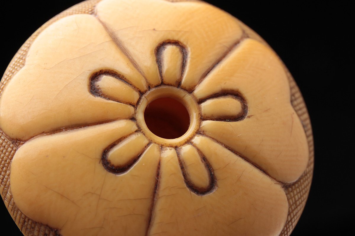 FD973 времена .. предмет старый .[.. map ]. голова netsuke диаметр 4cm*. netsuke * старый netsuke кейс для печати дым . входить оборудование орнамент .. предмет старый изобразительное искусство 