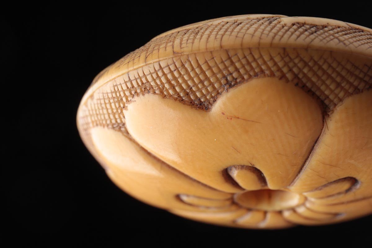 FD973 времена .. предмет старый .[.. map ]. голова netsuke диаметр 4cm*. netsuke * старый netsuke кейс для печати дым . входить оборудование орнамент .. предмет старый изобразительное искусство 