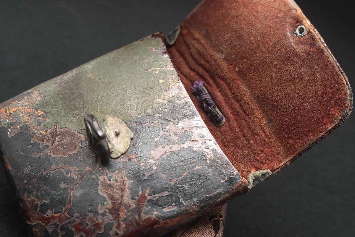 FD923 времена .. предмет [. Kiyoshi произведение ]. серебряный / 4 минут один золотой серебряный ... map передний металлические принадлежности золотой Tang кожа дым . входить /... кожа . цветок бабочка лакировка кисеру тубус общий -слойный 70g*. входить курение . старый изобразительное искусство 