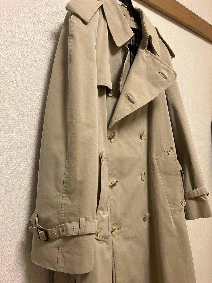 アクアスキュータム　トレンチコート　イギリス製　ベージュ_画像2