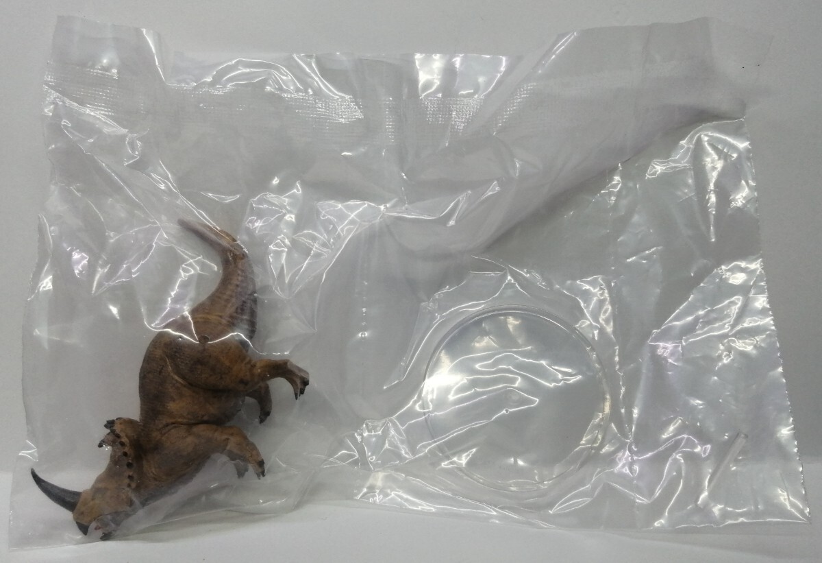 UMA сильнейший . иллюстрированная книга emela*ntuka Full color не проверка живое существо фигурка внутри пакет нераспечатанный 