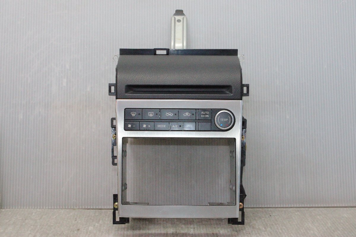 ステージア 250RX H17.5 M35 オーディオ エアコン パネル　*92_画像1