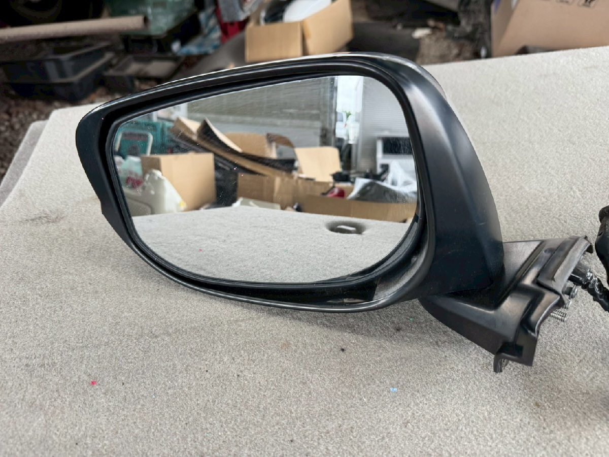 ホンダ フィット 中期 (GP1) 純正 左 ドアミラー ウィンカー 電格 7P 7ピン NH700M アラバスターシルバーメタリック b9734-gyr80_画像6