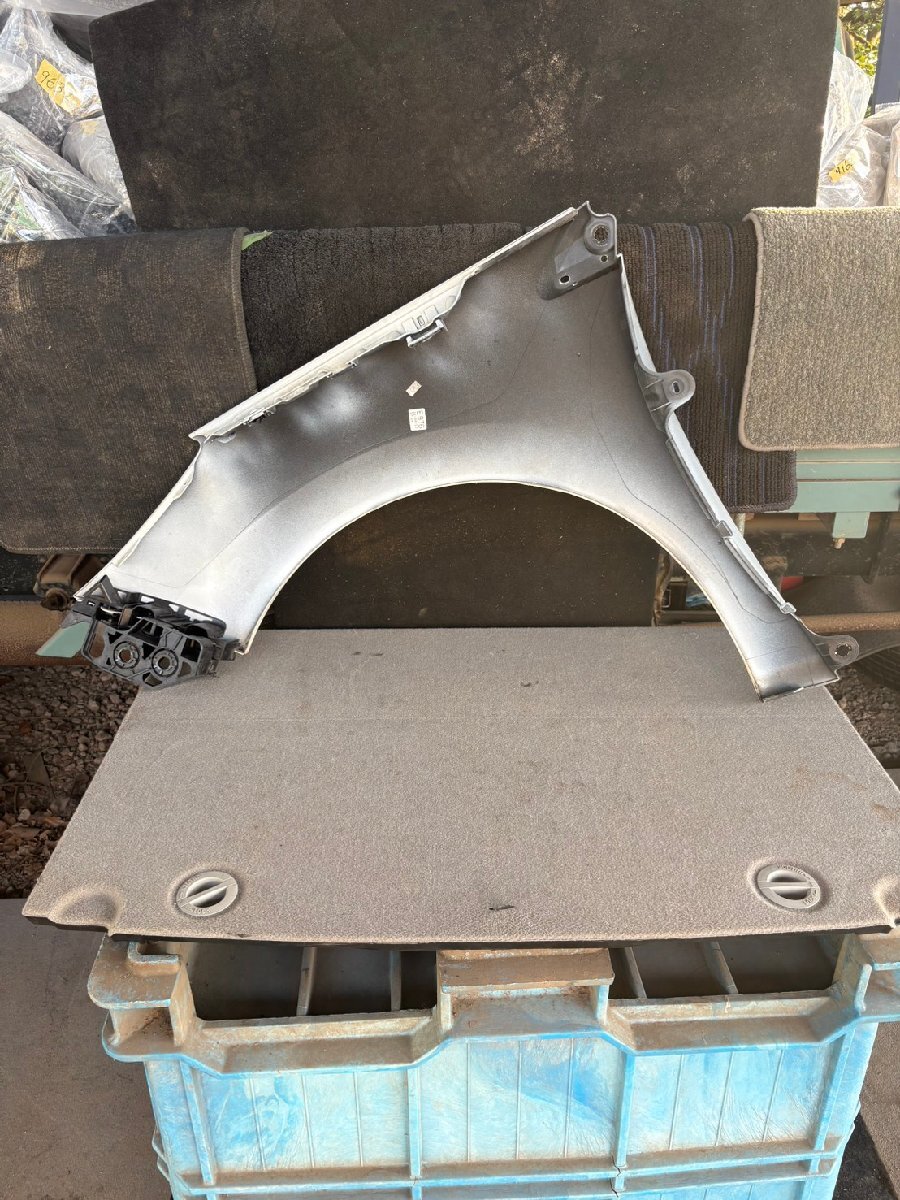 プジョー 308 後期 (T7W5F02) 純正 右 フェンダー 9656738480 EWPB ビアンカホワイト b9868-gyr300_画像8