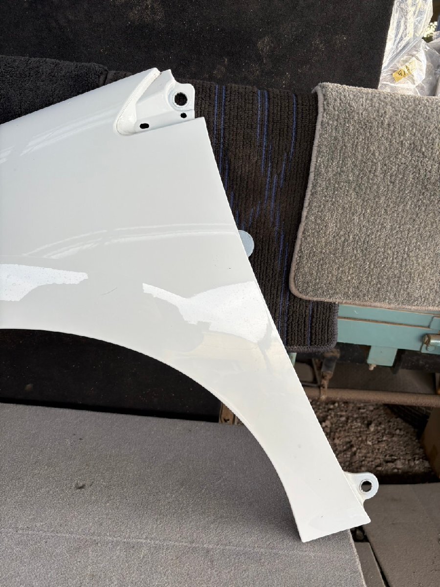 プジョー 308 後期 (T7W5F02) 純正 左 フェンダー 9656738580 EWPB ビアンカホワイト b9869-gyr300_画像5