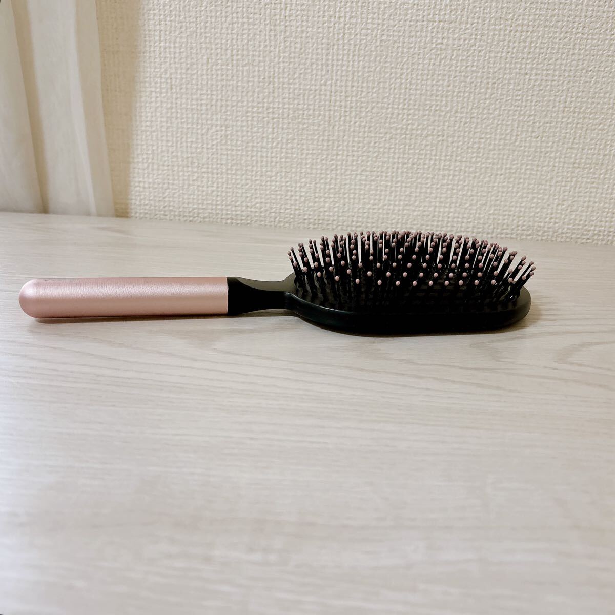 非売品　新品　Dyson ダイソン パドルブラシ ヘアブラシ ピンク　 スカルプ 頭皮ケア マッサージブラシ _画像5