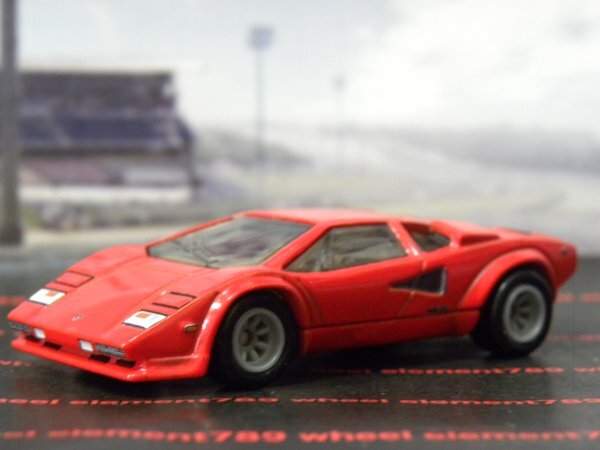 即決☆☆ルース ランボルギーニ カウンタック LP5000 QV　LAMBORGHINI COUNTACH LP QV　 プレミアムモデル メタルシャーシリアルライダー_画像1