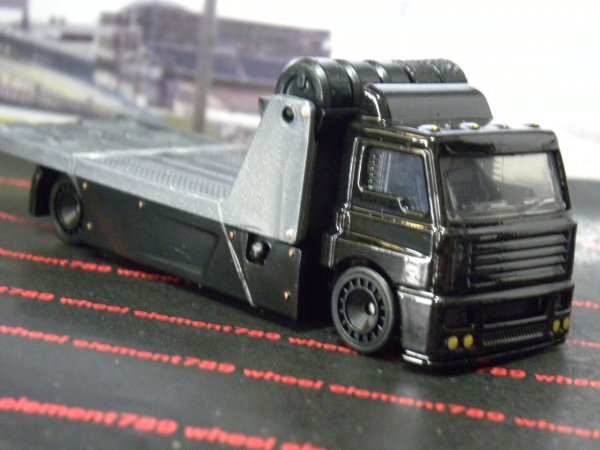 即決☆☆ルース FLEET STREET フリートストリート　 ホットウィール プレミアムモデル メタルシャーシリアルライダー_画像1