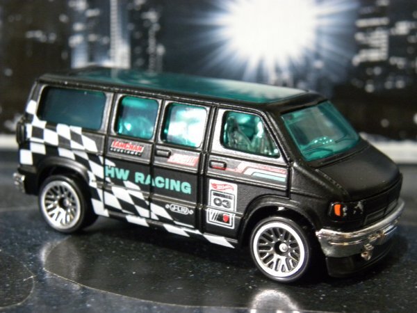 即決☆☆ルース ダッジ バン DODGE VAN HW RACING HOT WHEELS　 ホットウィール HOT WHEELS_画像6
