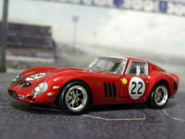 即決☆☆ホットウィール ルース Ferrari 250 GTO プレミアムモデル メタルシャーシ リアルライダー HW_画像1